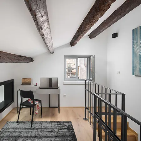 Apartament Pescheria