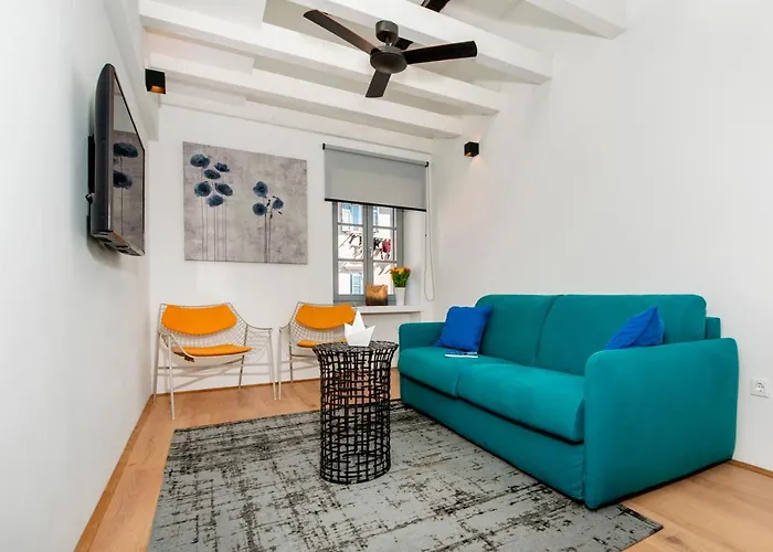 Pescheria * Ρόβινι