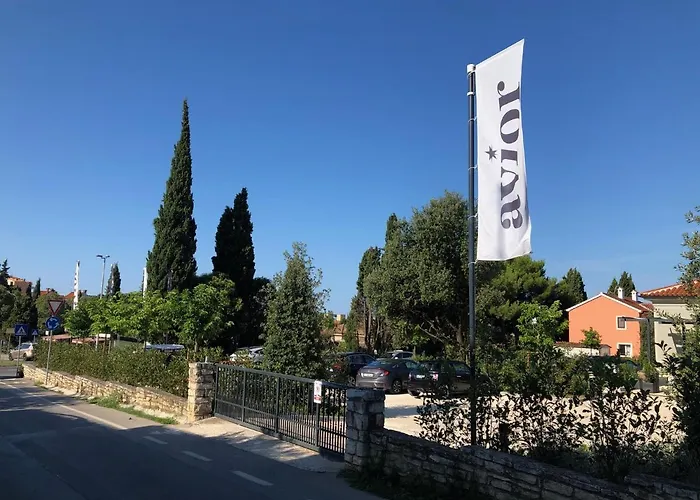 Pescheria * Ρόβινι